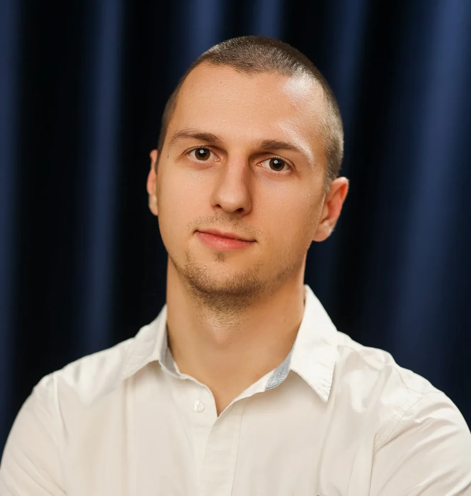 Лонгвиненко Петр, Педагог математики в школе ONE!