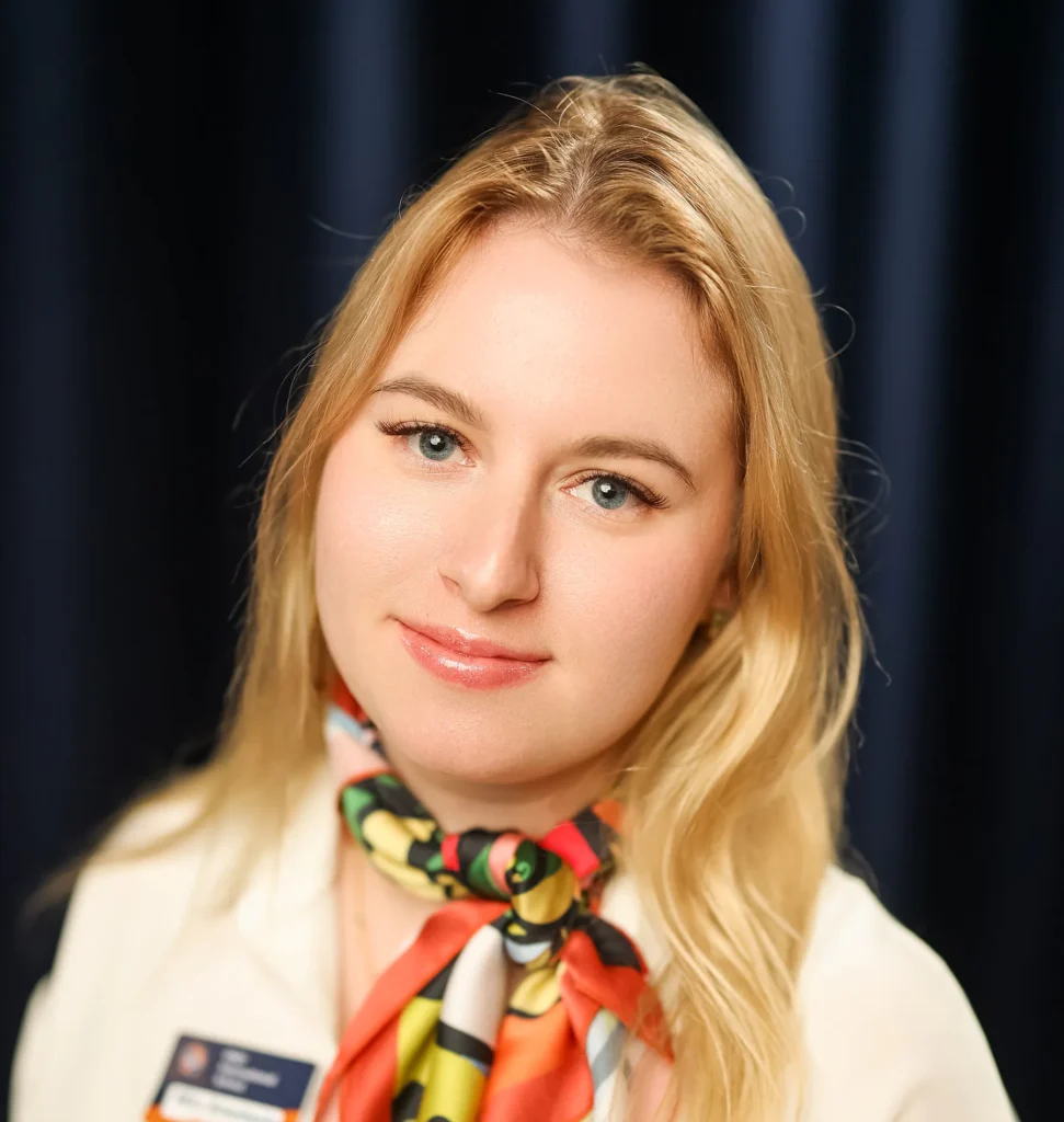 Алексеева Анастасия, Преподаватель китайского языка в школе ONE!