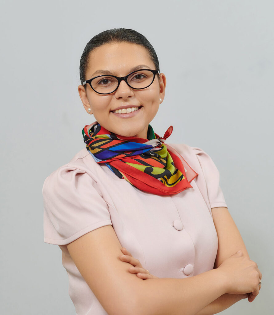 Карина Жукова